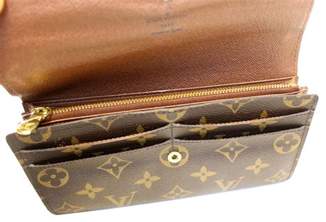 portefeuille louis vuitton femme|louis vuitton wallet sarah.